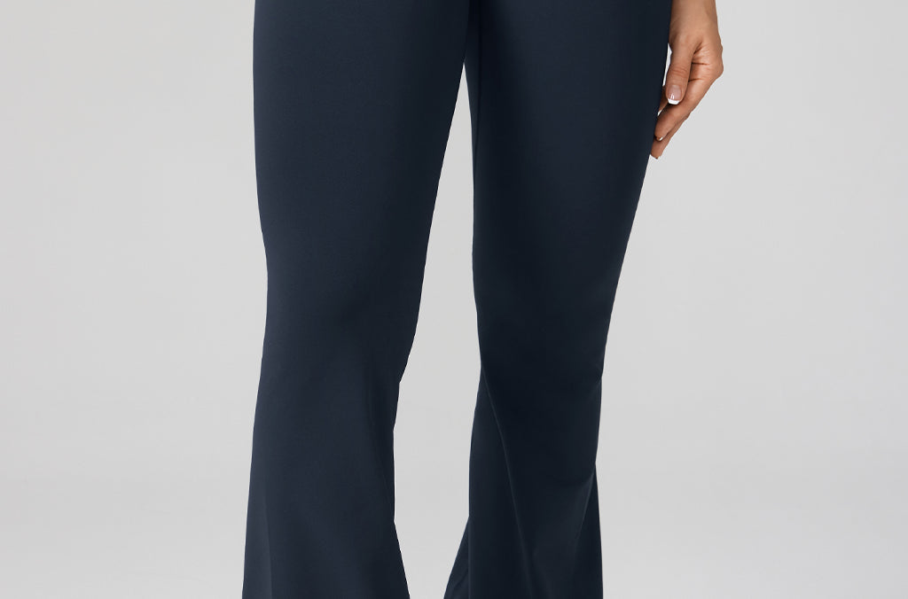 Women's Hugcurve No Front Seam Flare Leggings 31'' Clay Brown