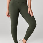 Women's Hugcurve Hidden Scrunch Butt Leggings 25" - No Front Seam Aspen Olive
