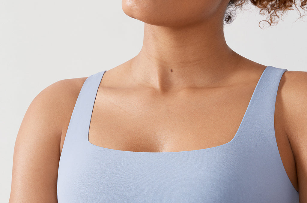 CRZ YOGA Women's Square Neck Longline Sports Bra Ripe Plum