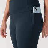 CRZ YOGA Women's Yoga Leggings 25" with Pockets Black