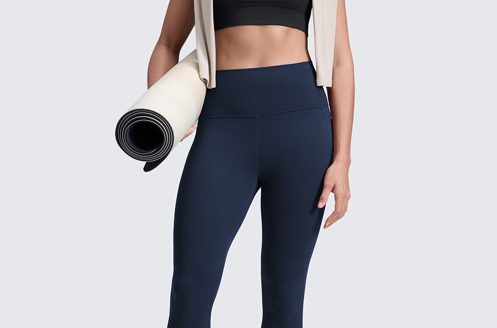 CRZ YOGA Women's Yoga Leggings 25" with Pockets Deep Purple