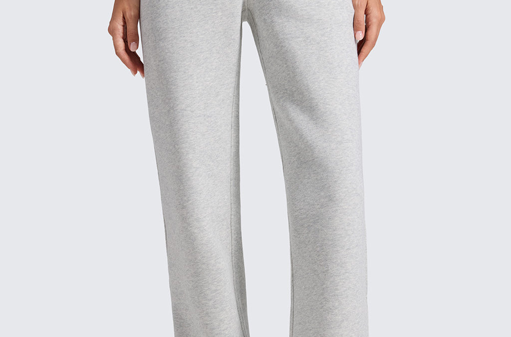 CRZ YOGA Women's Cotton Fleece Lined Sweatpants 30" Milky White
